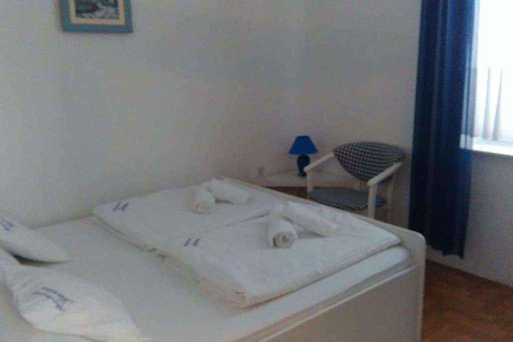Villa Juras Baška Buitenkant foto